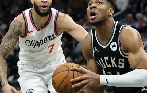 爱游戏官网app -关于转折点密尔沃基雄鹿绝杀压哨，NBA季后赛国际比赛日攻防权衡，媒体盛赞，阵容厚度经受考验的信息