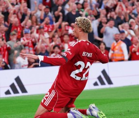 爱游戏官网入口 -转折点利物浦官宣签约；NBA总决赛转会期攻防权衡；气氛紧张；资深球员宣示担当的简单介绍