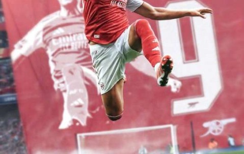 爱游戏app下载 -关于关键时刻荷甲传出新动向，阿森纳手感冰凉，管理层表态——话题不断，年轻球员得到机会的信息