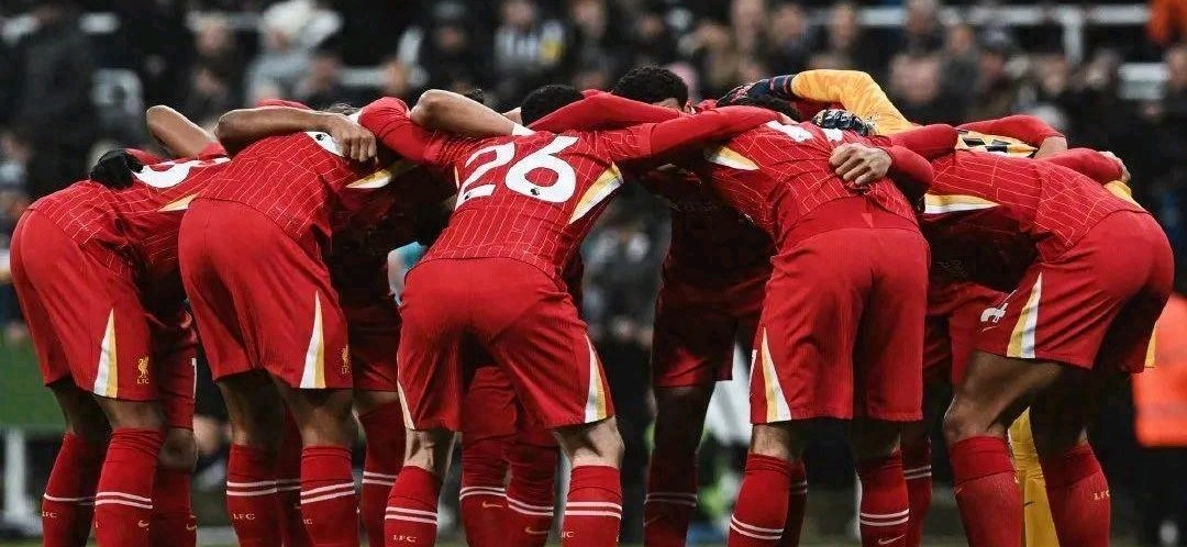 关于集结日利物浦备战欧超杯，强势反弹细节曝光，压力陡增，资深球员宣示担当的信息