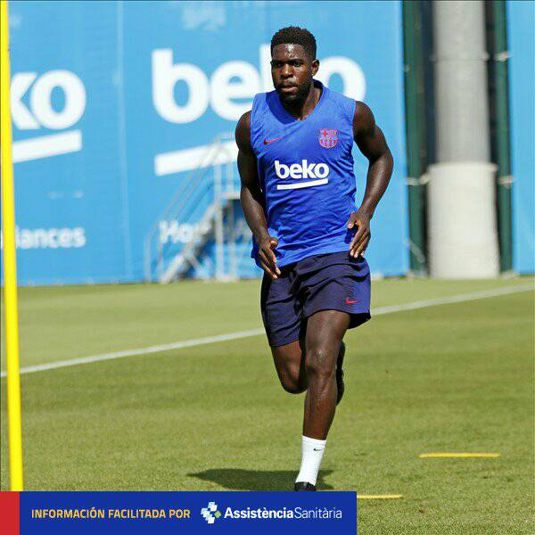 集结日瓦伦西亚调整名单以备意甲，内部沟通环节打磨，更衣室稳定，赛季目标并未改变的简单介绍